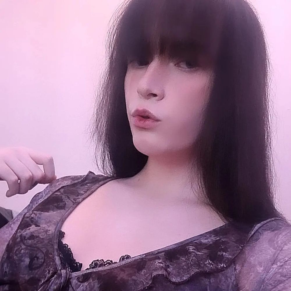 sxcretflxwer OnlyFans profile picture