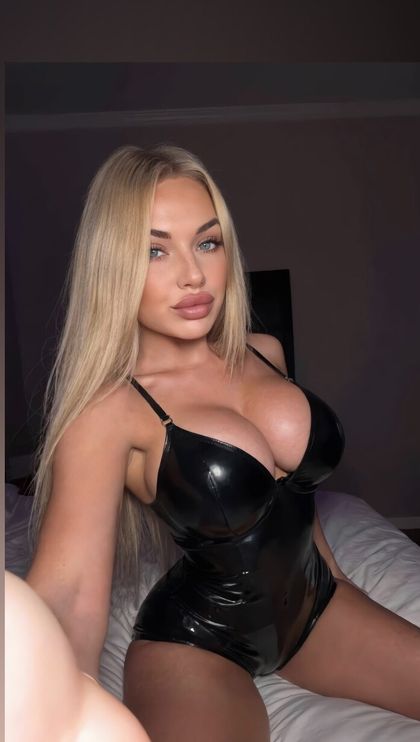 billiondollarbarbii OnlyFans picture