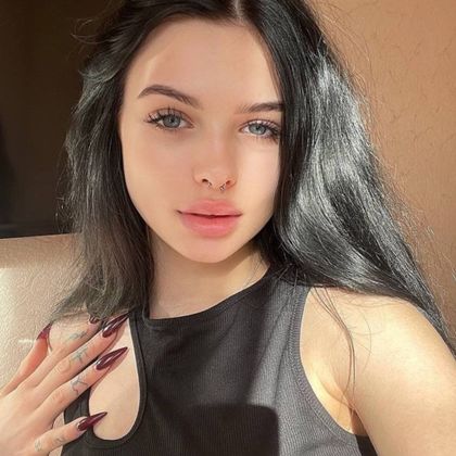 lollyvioleta OnlyFans picture