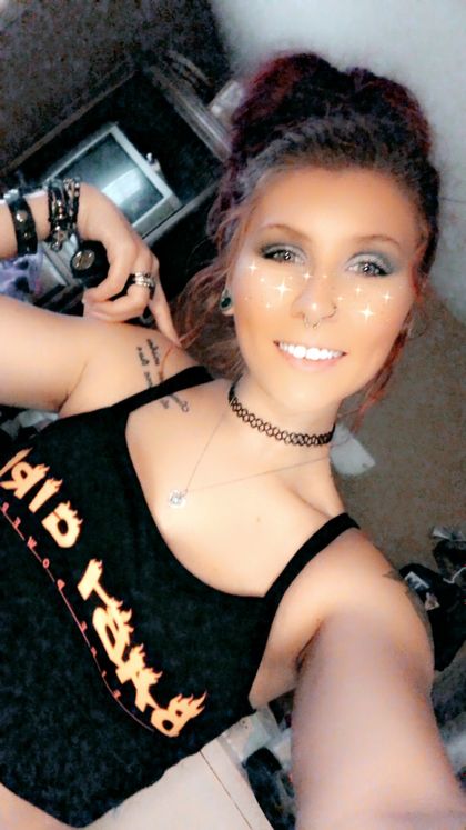 liillredd OnlyFans picture