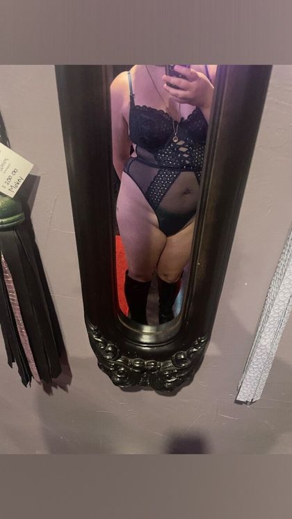 shyflowergarden OnlyFans picture