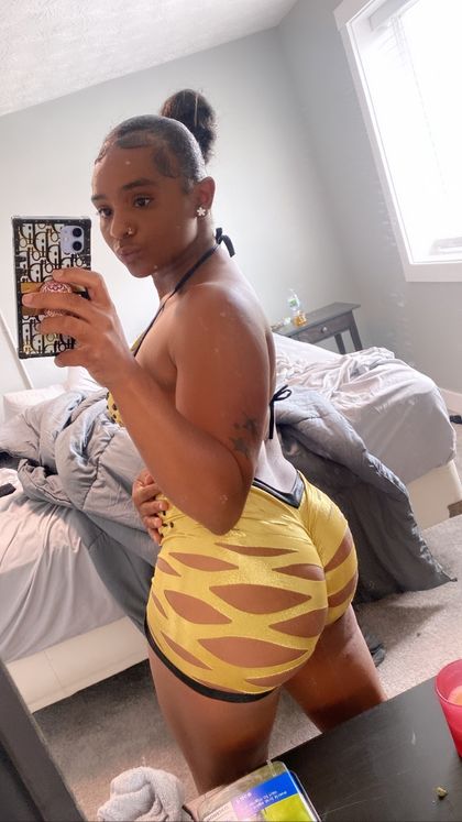 itsonlyupfromhere OnlyFans picture