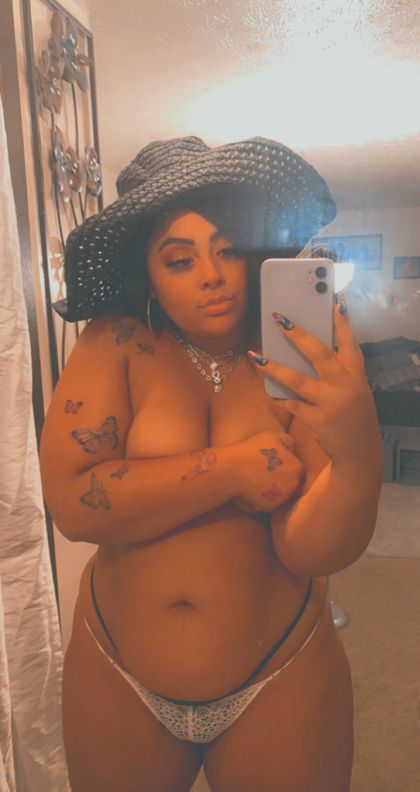 cherrybombmilf OnlyFans picture