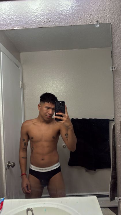 diegoarvaras16 OnlyFans picture