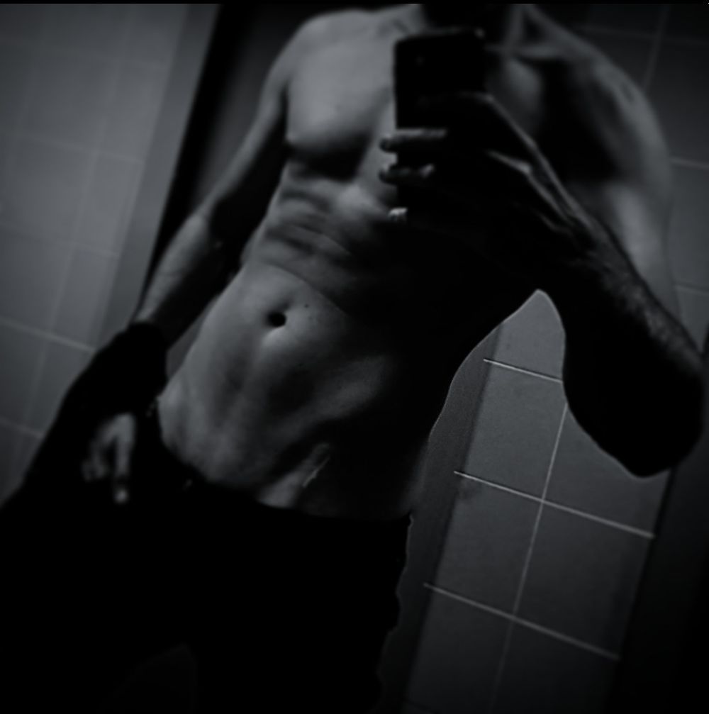 intravenos OnlyFans profile picture