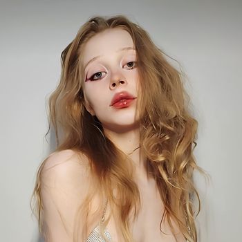 LollipopLady 19 y.o .