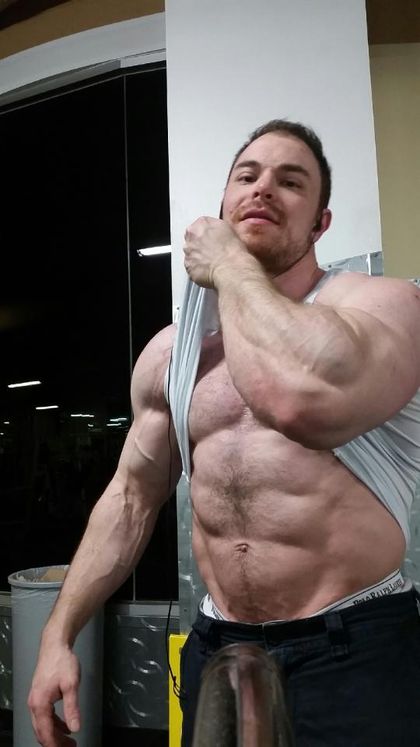 musclegodbrendan OnlyFans picture