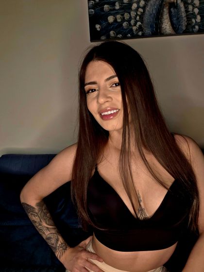 petitemasseuse OnlyFans picture