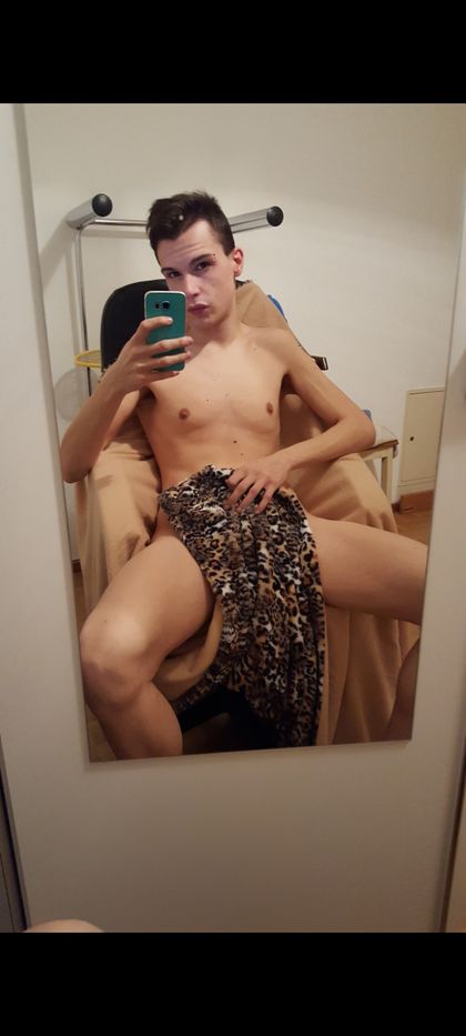 demontentation OnlyFans picture