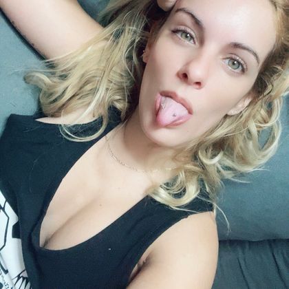 agathafoxxx OnlyFans picture