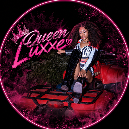 queenluxxxe OnlyFans picture