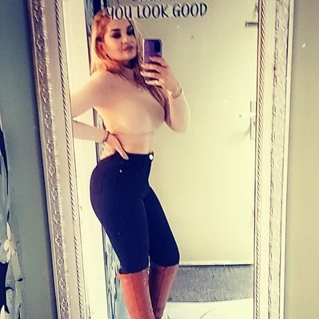 awesomeblossomfjm OnlyFans profile picture
