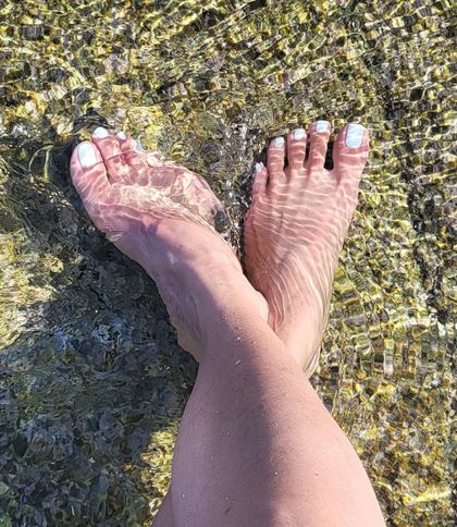 kissyfeetkim OnlyFans picture