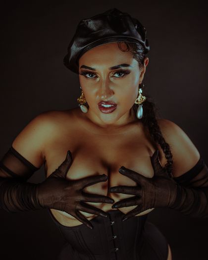 selenasedgwick OnlyFans picture