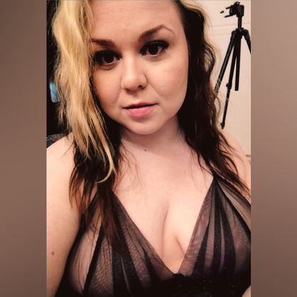 nahiraqueenvip OnlyFans picture