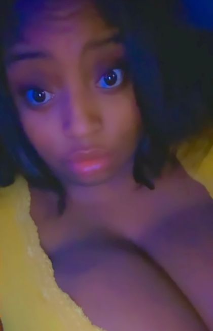chocolatelalarenee OnlyFans picture