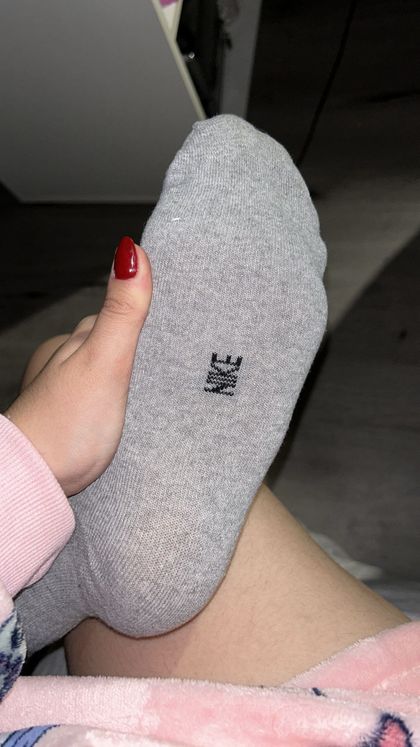 brunettesfeets OnlyFans picture