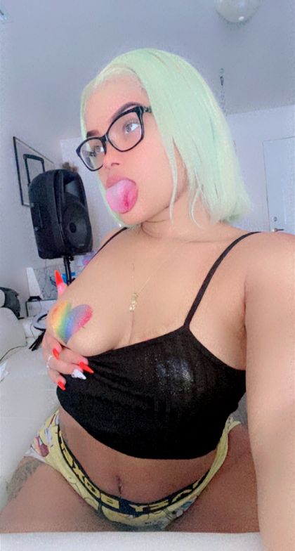 sexyred83 OnlyFans picture