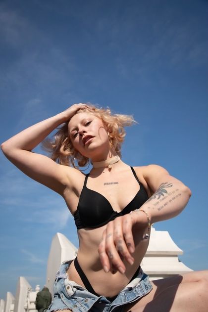 starsirenxo OnlyFans picture