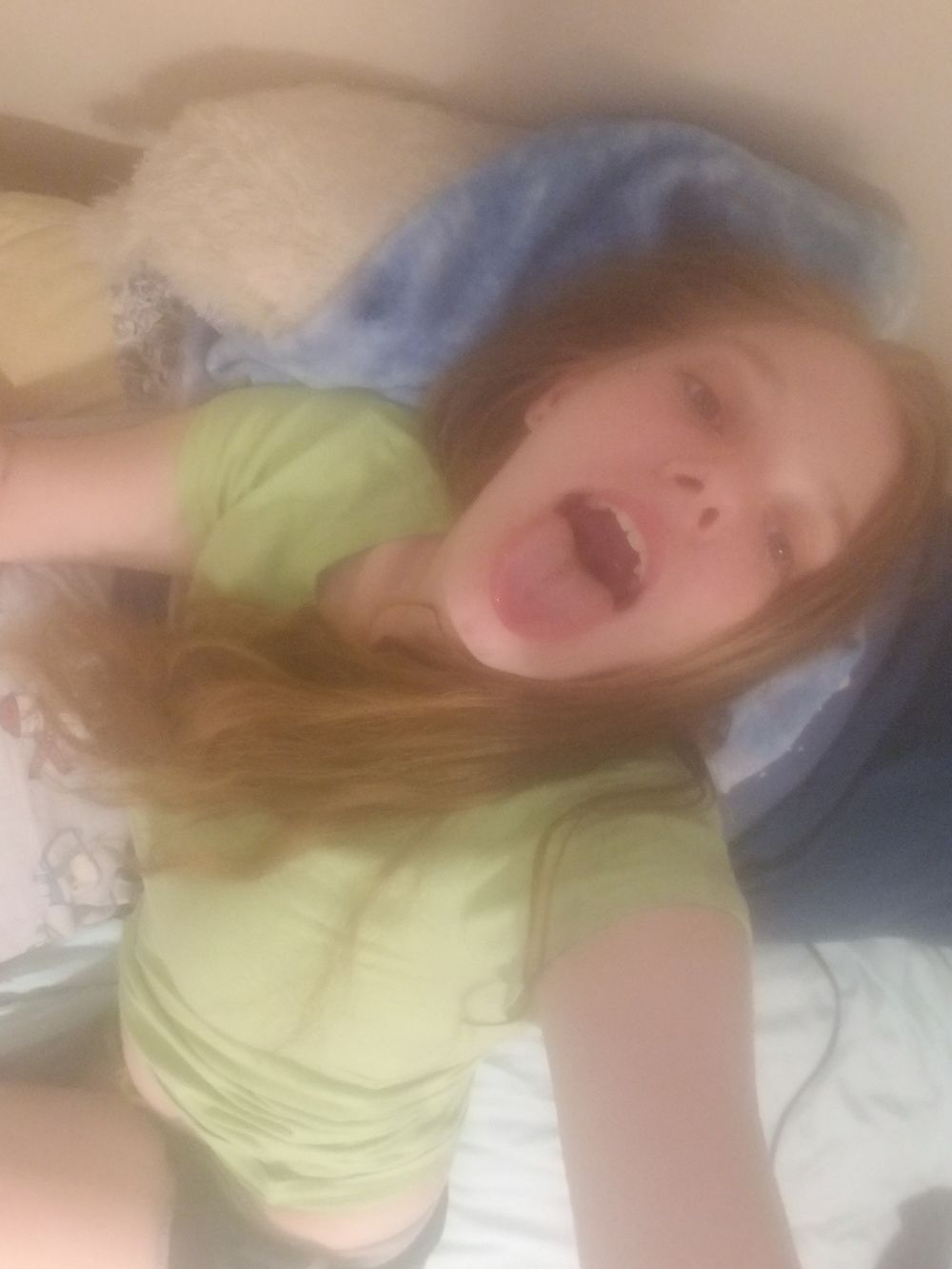 aliceplur OnlyFans profile picture