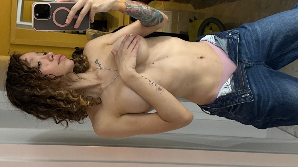 ariabaker OnlyFans profile picture