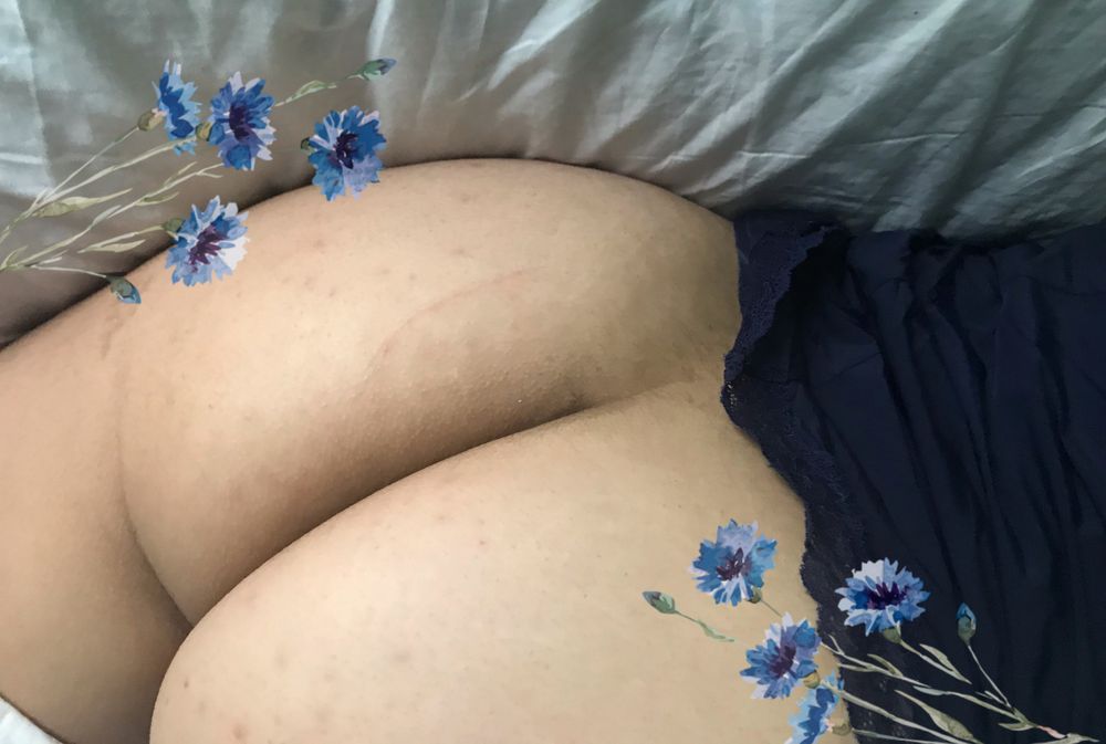 undermyskinx OnlyFans profile picture