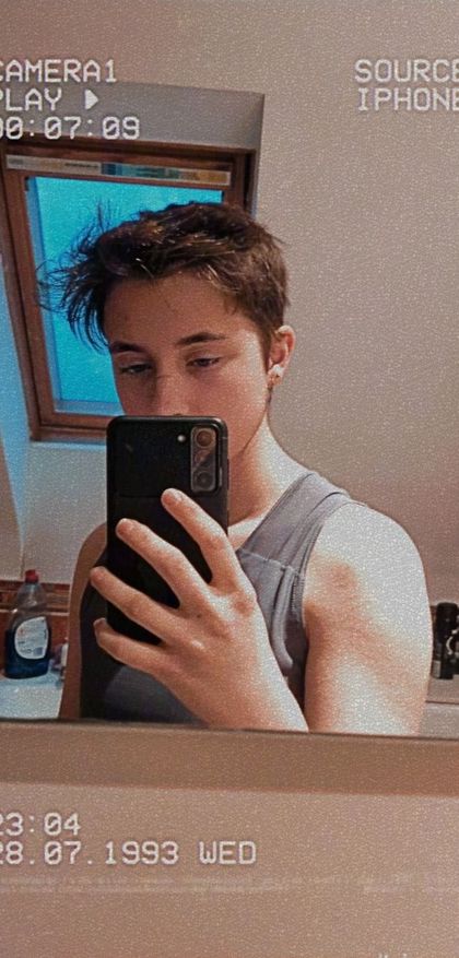 isaacinkubus OnlyFans picture