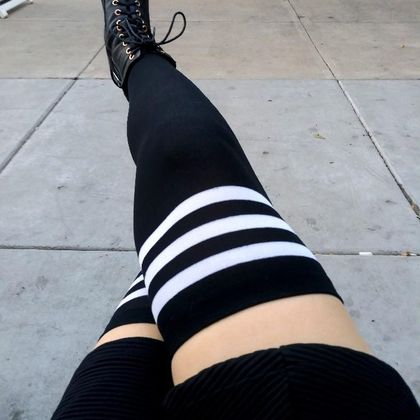 nerdythighs OnlyFans picture