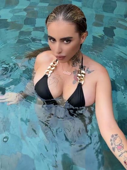 trizzyebeltran OnlyFans picture