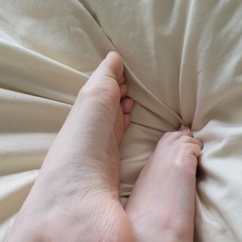 Feet by Anna