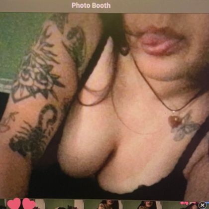 strawbunnii OnlyFans picture