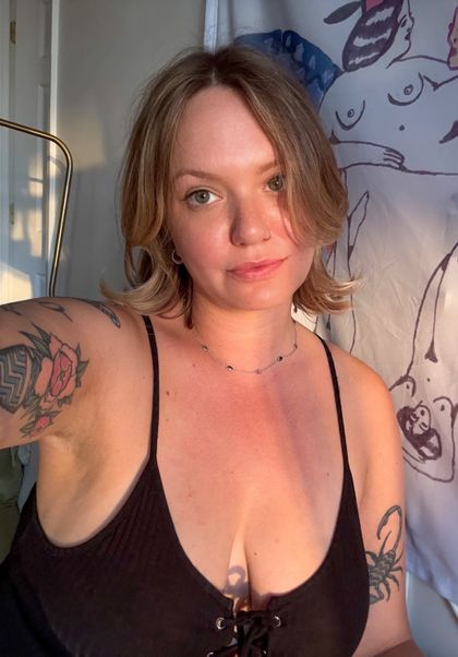 laneynova OnlyFans picture