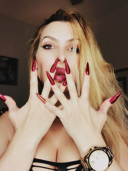 goddessluxuria OnlyFans picture