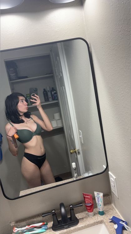 krisskross0124 OnlyFans picture