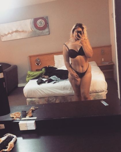 riris187xox OnlyFans picture