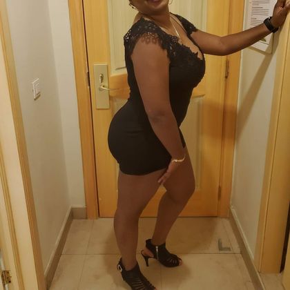 prettyroundbwn OnlyFans picture