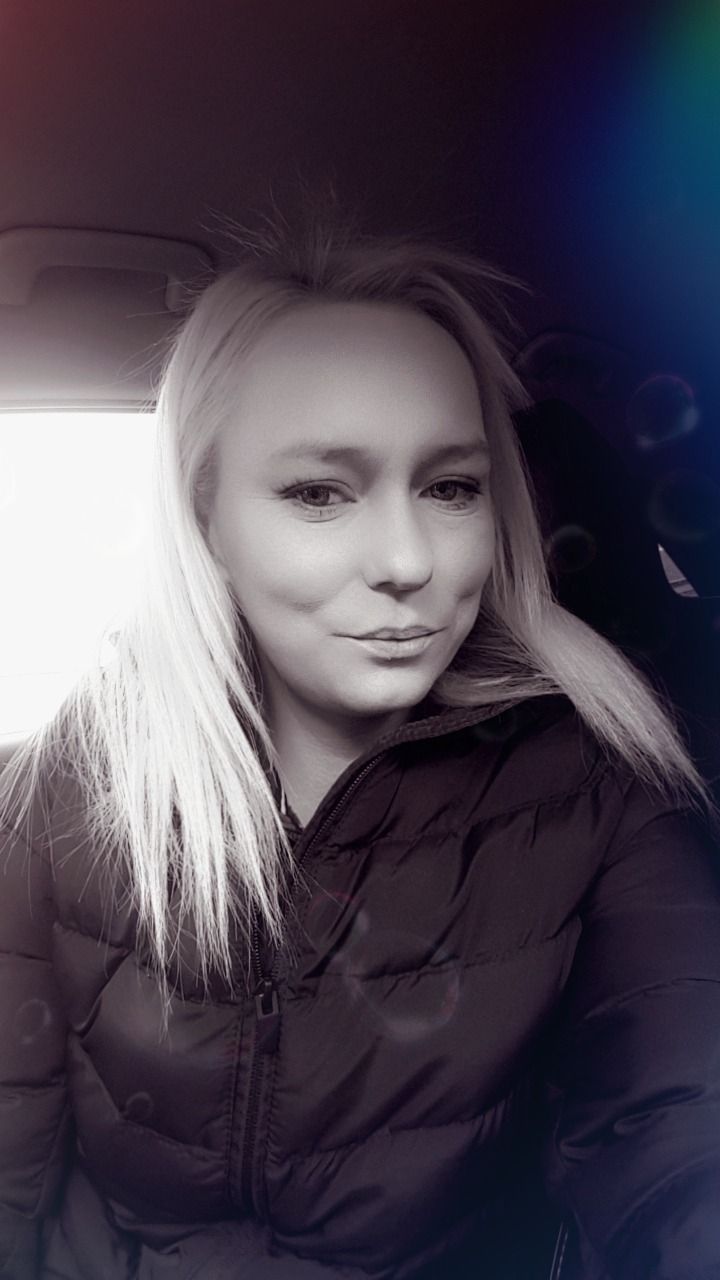 blondieblueeyeskay33 OnlyFans profile picture
