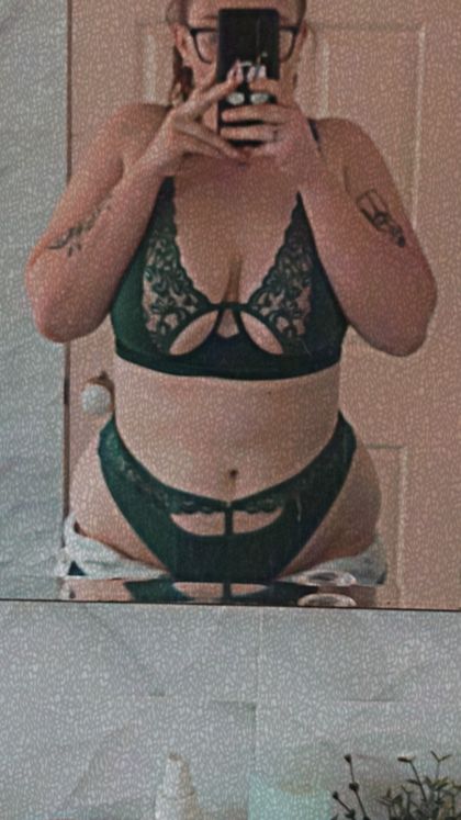 hearts4curves OnlyFans picture