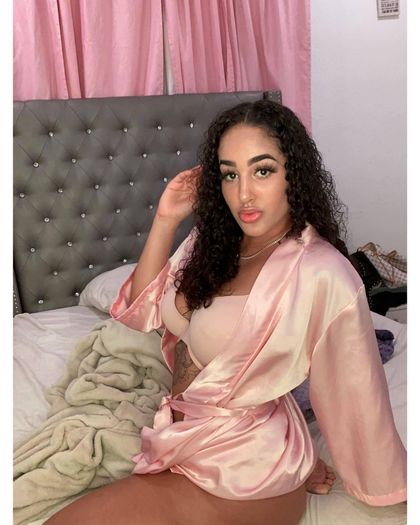 spoiledhoney OnlyFans picture