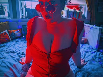 ellamournevip OnlyFans picture