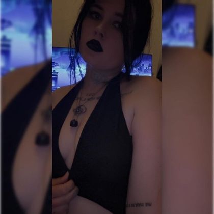 alananikki OnlyFans picture
