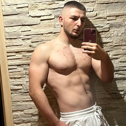 u261047146 OnlyFans picture
