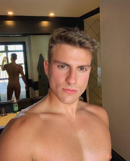 handsomehunkteasers OnlyFans picture