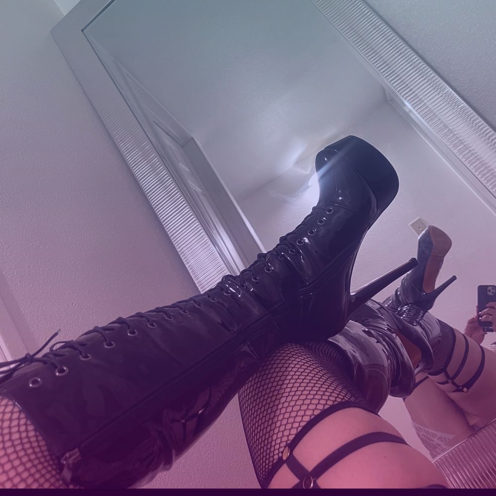 aprilita OnlyFans profile picture
