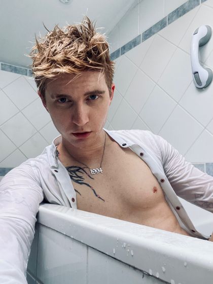 andrew_28_28 OnlyFans picture