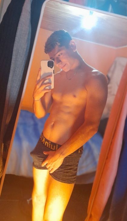 sebastianlopezzz OnlyFans picture