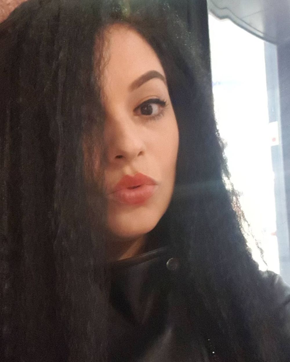 ellythebrunette OnlyFans profile picture