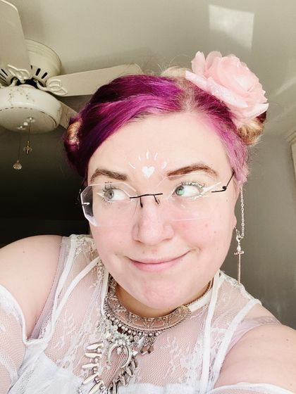 commiecaster OnlyFans picture