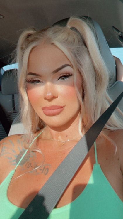 itzthebarbz OnlyFans picture