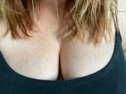 shareditalianwife OnlyFans picture
